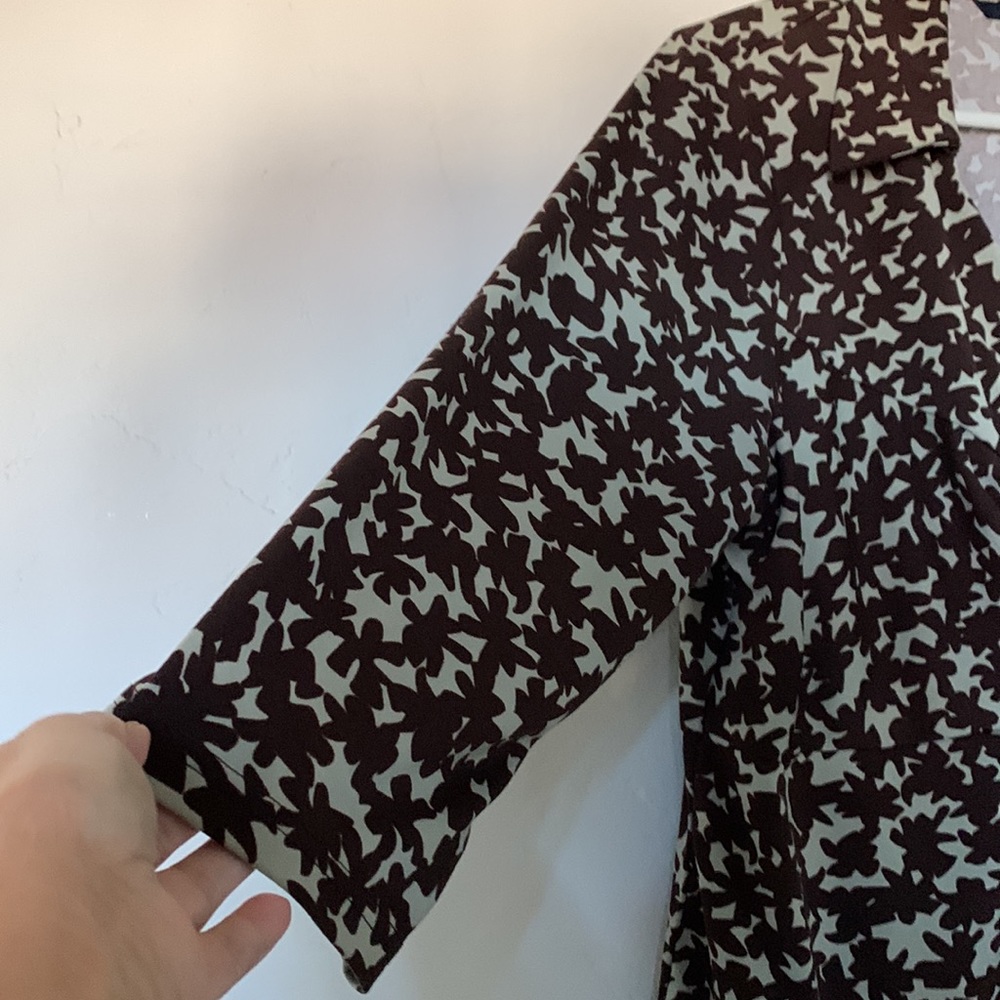 Chadwicks V-neck Top * 1X - Picture 6 of 12